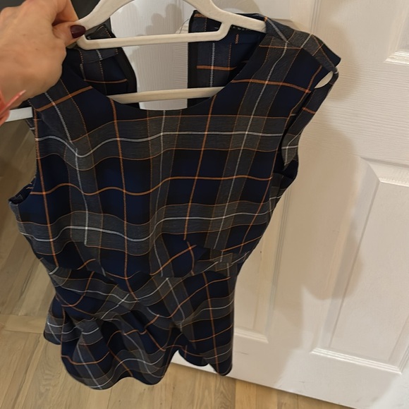 ZARA WOMAN PEPLUM PLAID SLEEVELESS BLOUSE SIZE L - Picture 3 of 5
